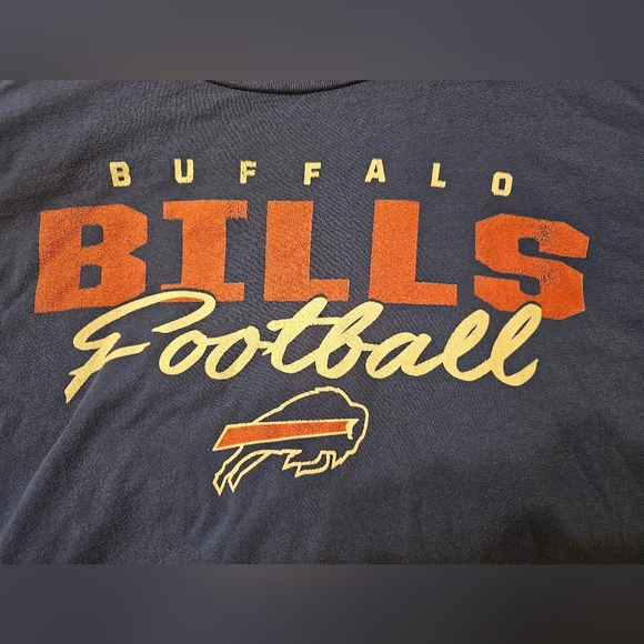 Buffalo Bills Long-sleeved T-shirt.  Size:XL. - Picture 3 of 5